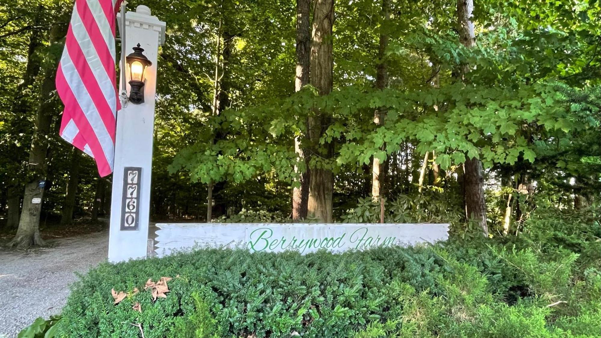 Elite Berrywood Farm Villa Three Oaks Exterior photo